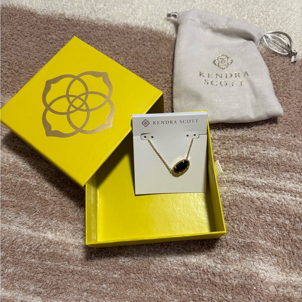 Brand new Kendra Scott black stone necklace